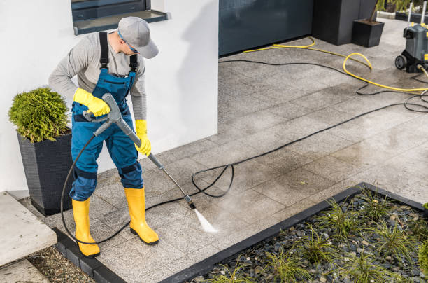 Best Deck Pressure Washing  in Bellmead, TX